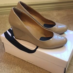 Nine West Tan Wedge Heels in Box